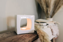 Load image into Gallery viewer, Stamford Wax Burner